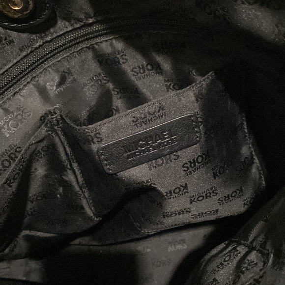 ✨MK Singature Canvas Purse✨ - Picture 6 of 7